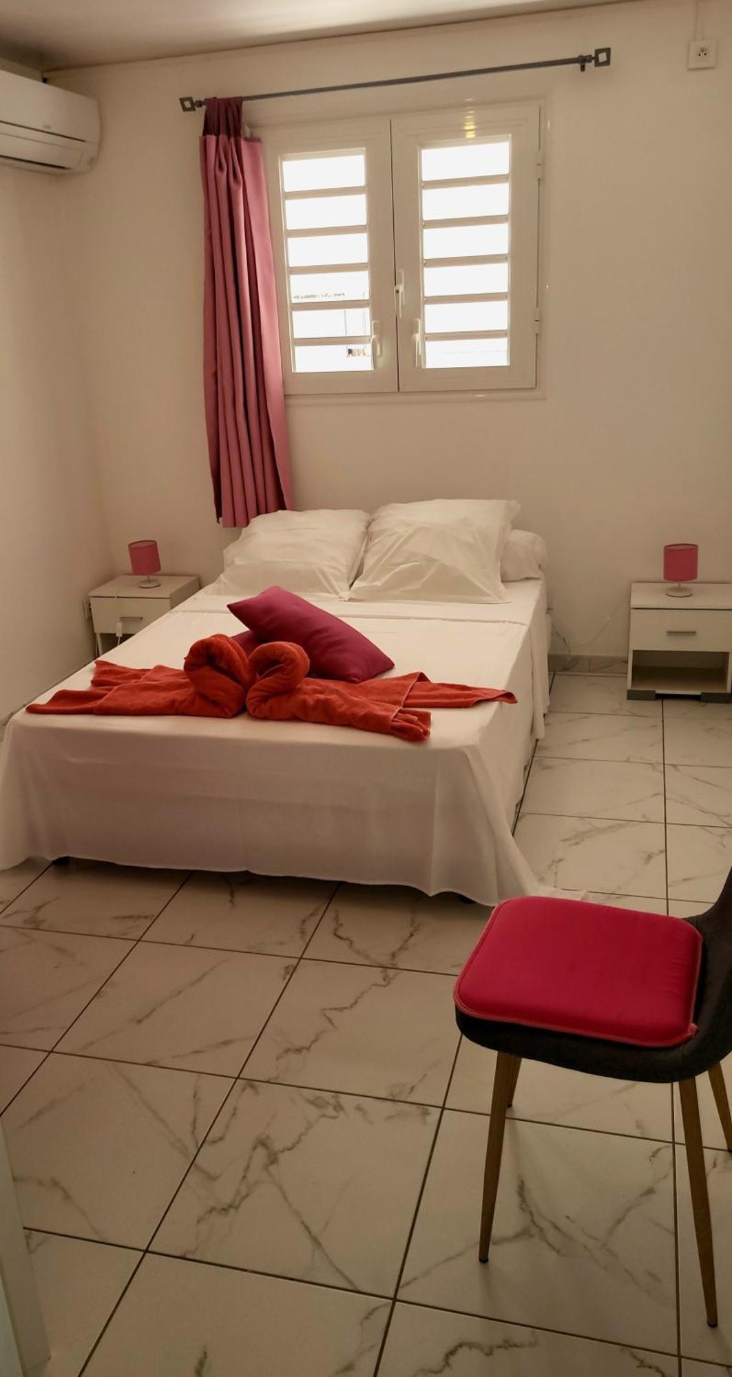Maison Indép, Spa, Mer, Jardin, Bien-être Les Trois-Ilets Extérieur photo
