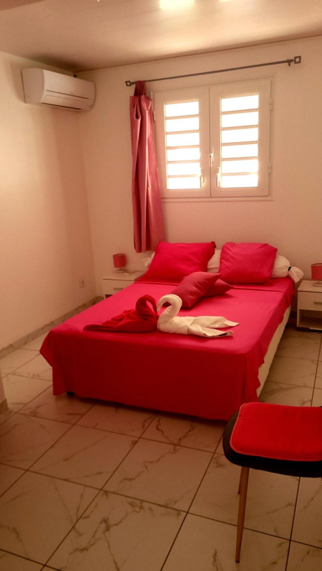 Maison Indép, Spa, Mer, Jardin, Bien-être Les Trois-Ilets Extérieur photo